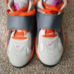 Air Nikes